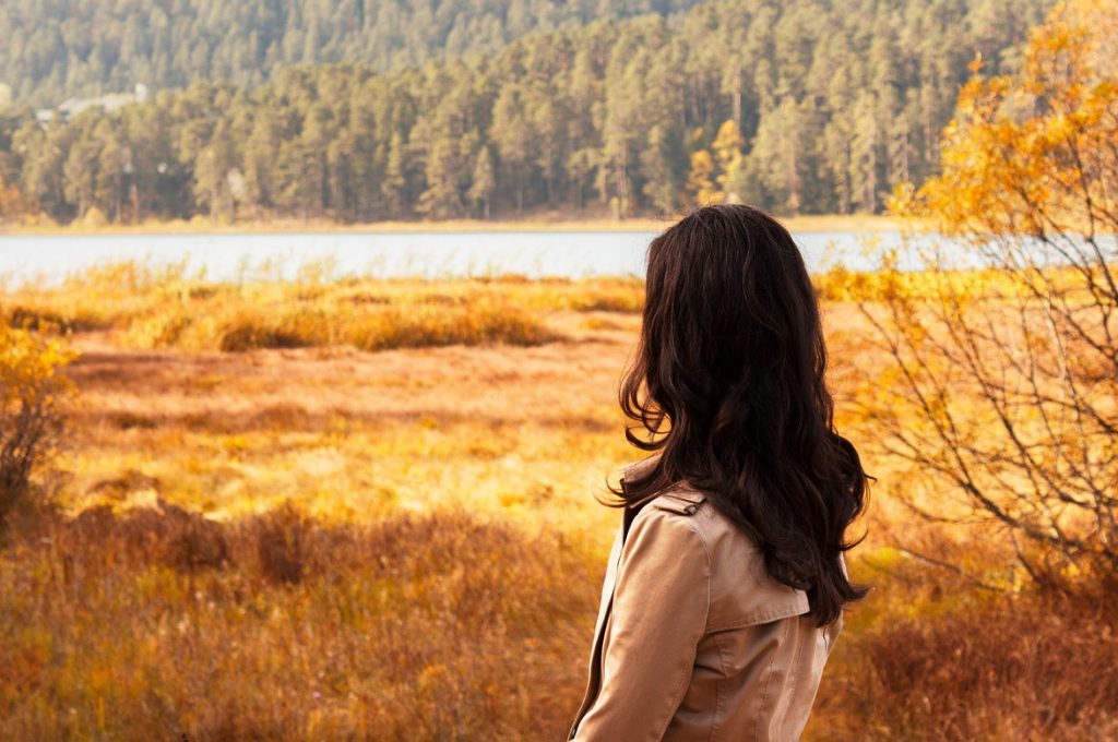 woman, nature, view-1797870.jpg